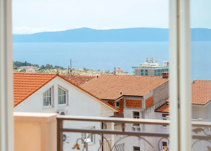 Ela Appartement Makarska