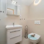 Ela Apartment *