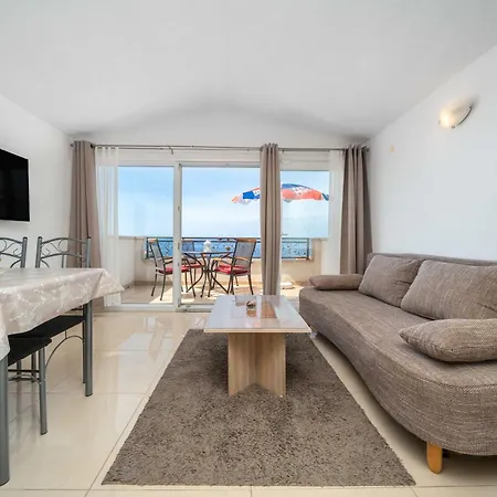 Ela Apartmani * Makarska