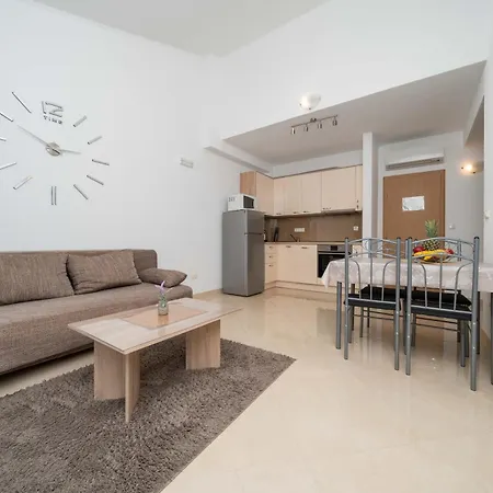Ela Apartmani Apartment