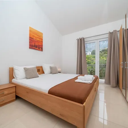 Ela Apartmani Apartment Makarska