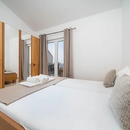 Ela Apartmani